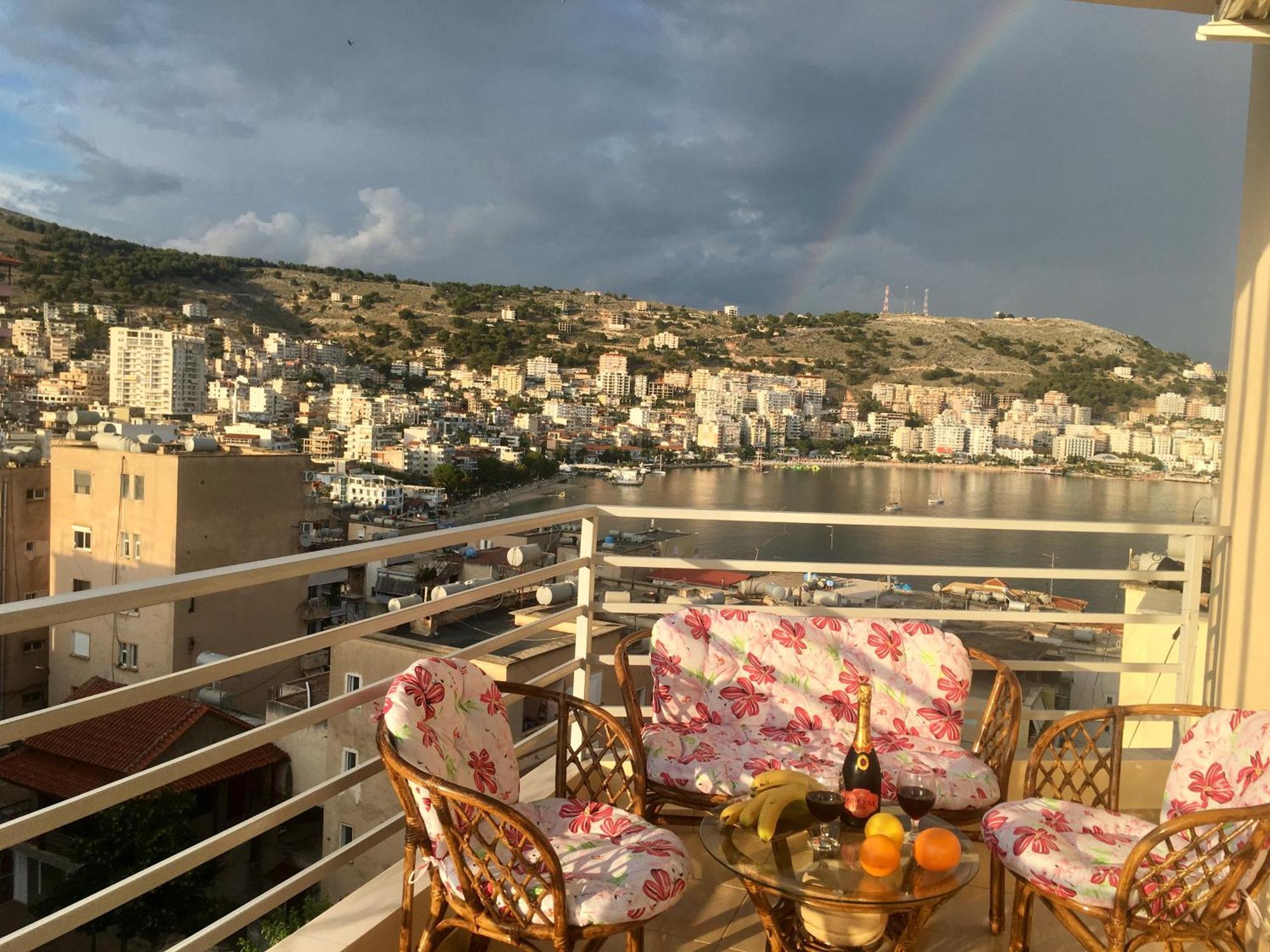 Luxury Holiday In Royal Apartment For King And Queen Саранда Экстерьер фото