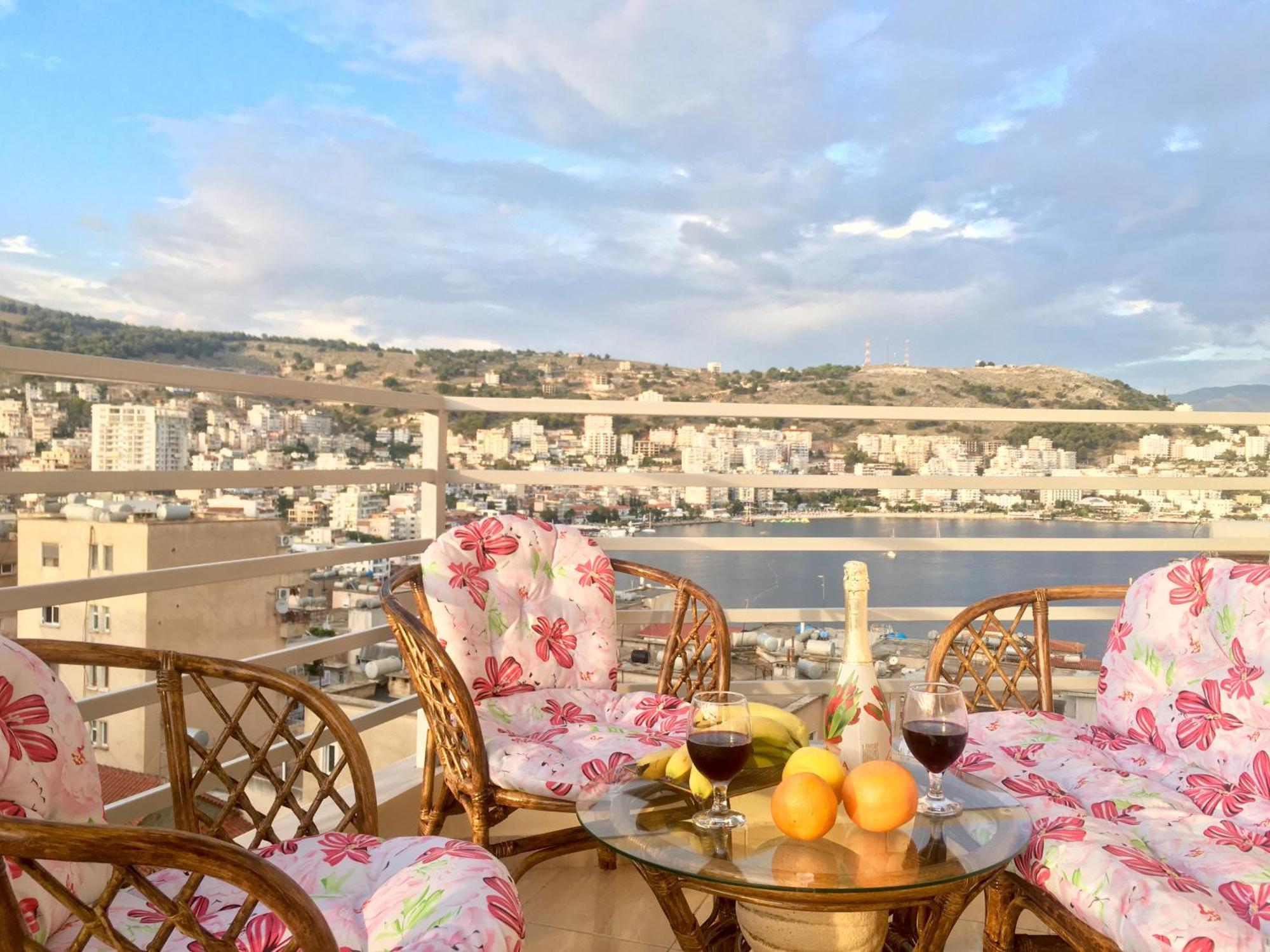 Luxury Holiday In Royal Apartment For King And Queen Саранда Экстерьер фото