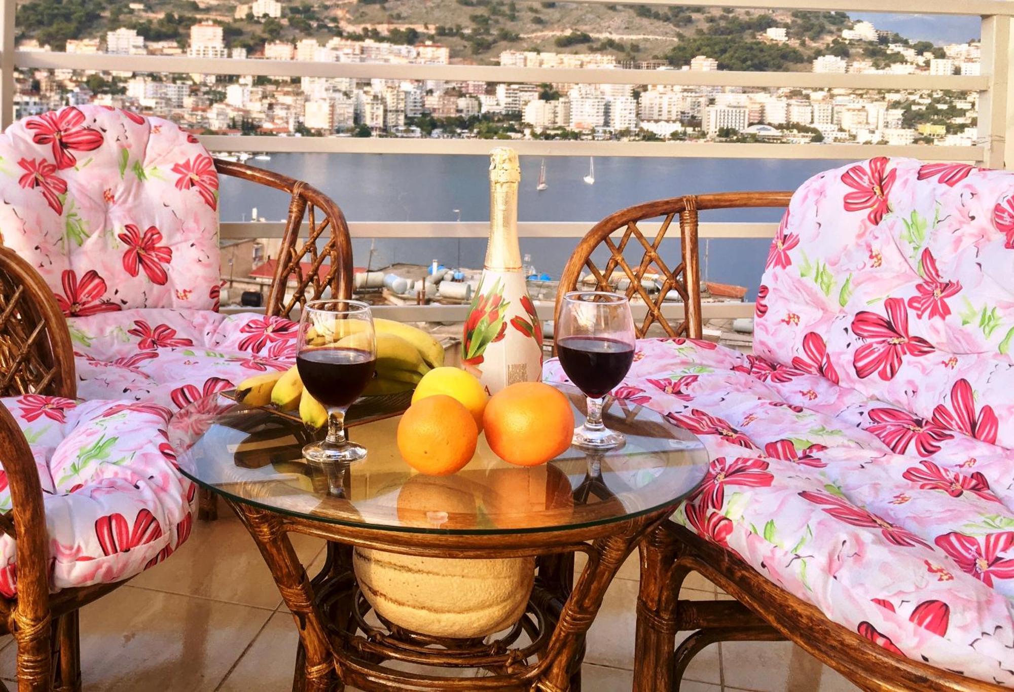 Luxury Holiday In Royal Apartment For King And Queen Саранда Экстерьер фото